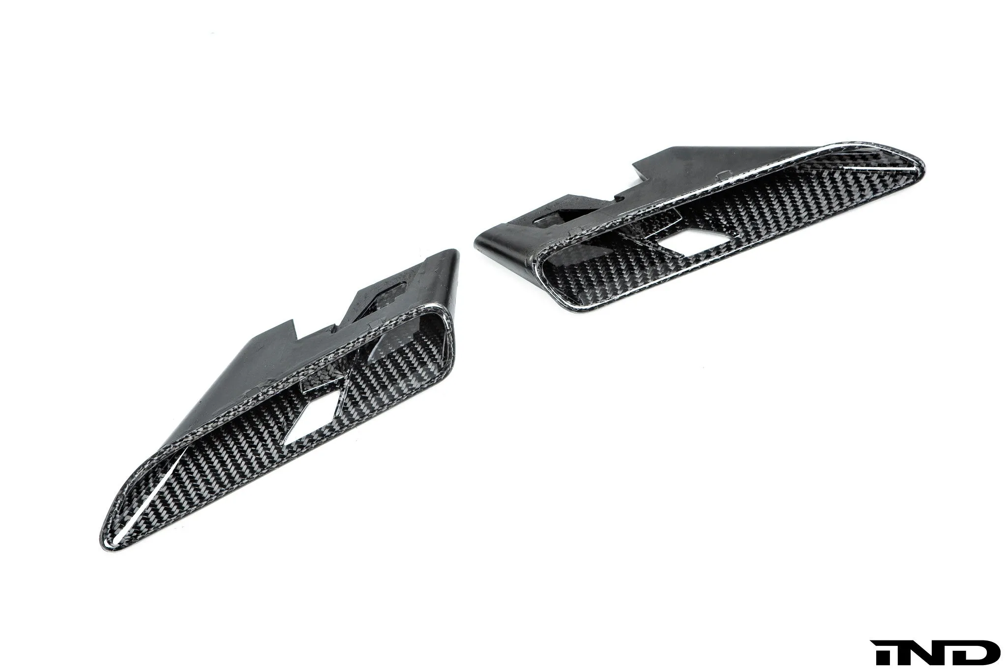 3D Design F90 M5 Carbon Side Vent Set