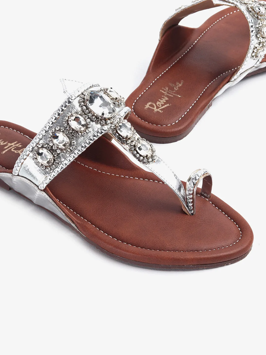 Alaya Festive Flats