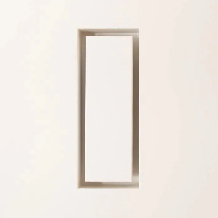 Aria Luxe Flush Wall Vent