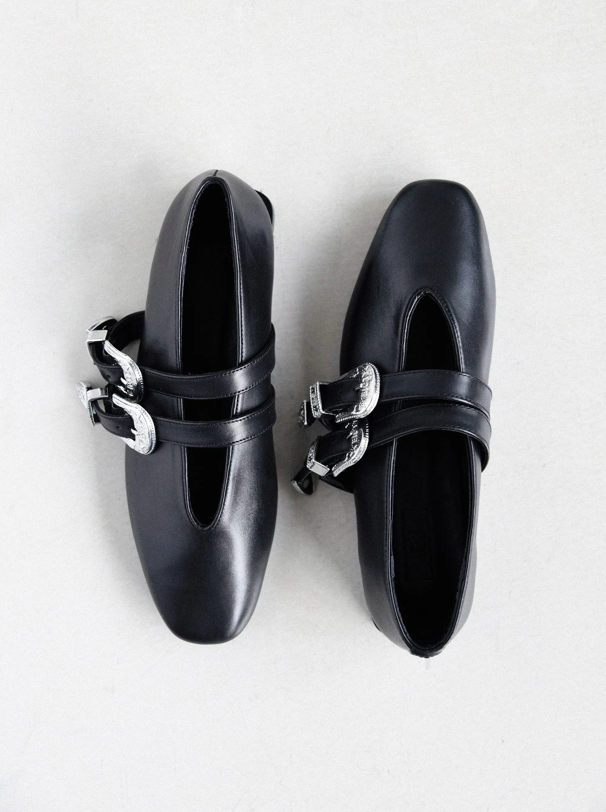 CASABLANCA BLACK LEATHER BALLET FLATS