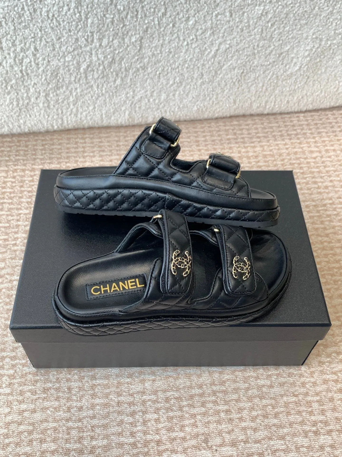 DAD SANDAL IN BLACK CALFSKIN MULE