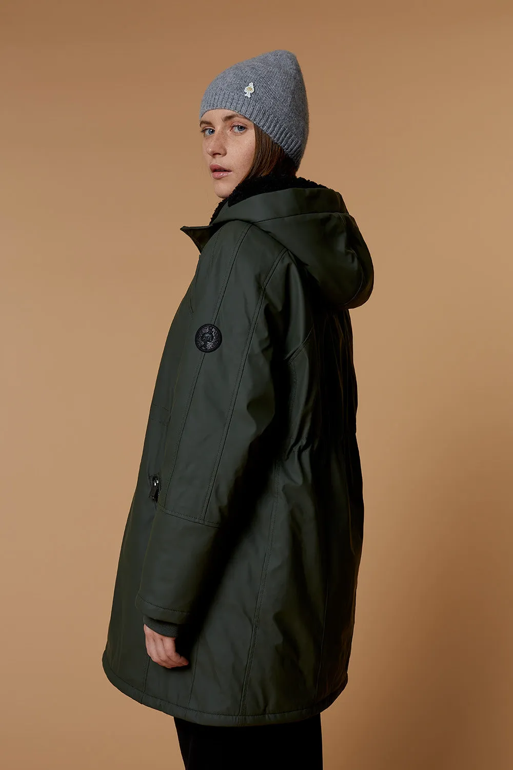 DELTA - Parka longue sauge en toile enduite fourrée