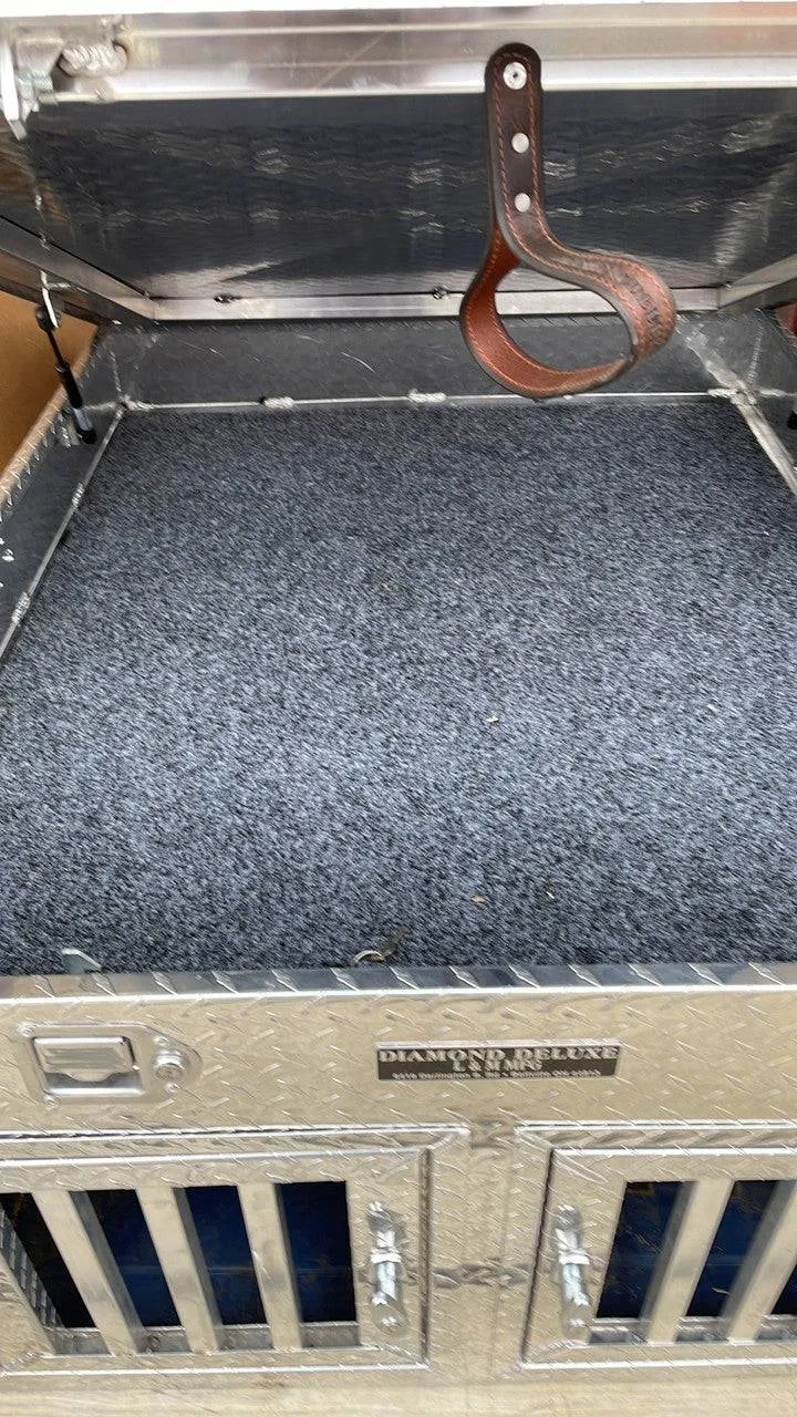 Diamond Deluxe - B Style Dog Box