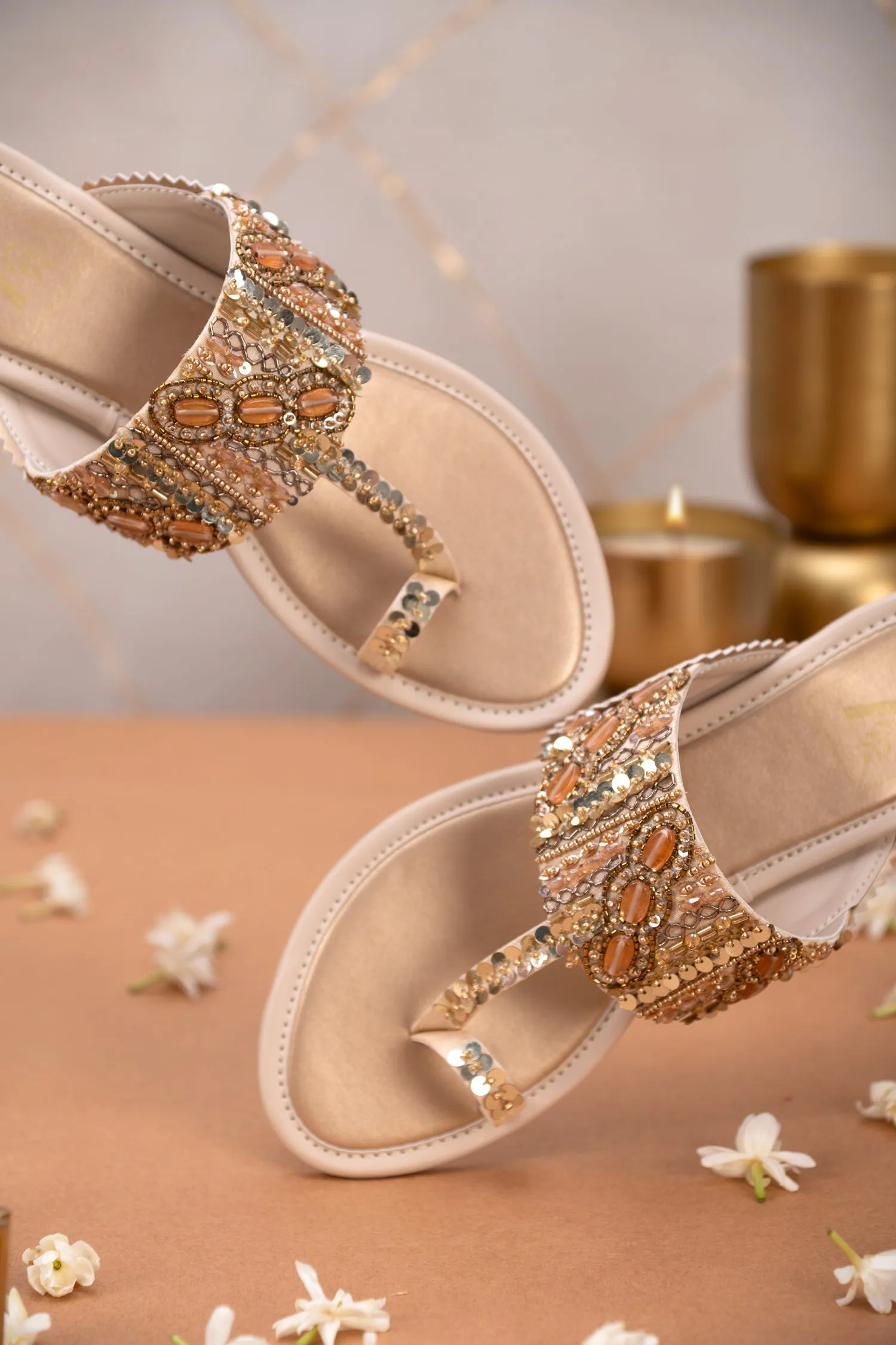 Glided Glare Kolhapuri
