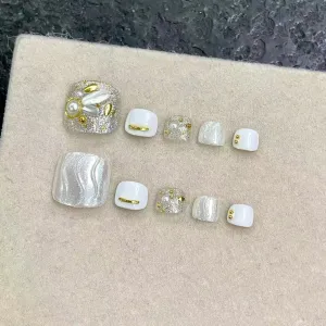 Golden Pearl Radiance – Luxurious Glow, Timeless Beauty