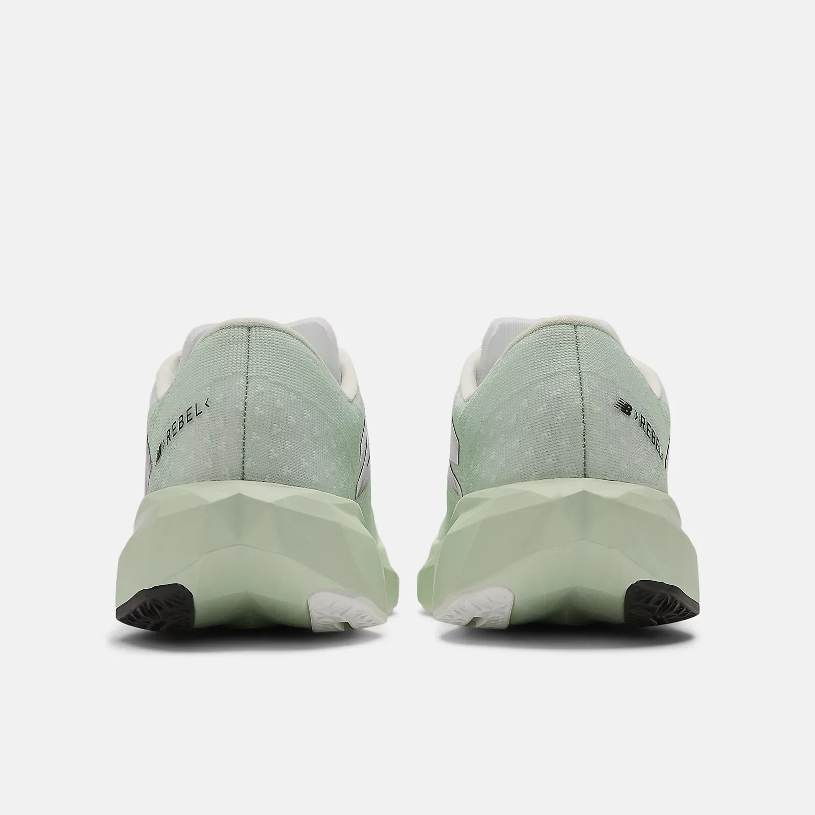 New Balance Women FuelCell Rebel V4 - Clay Ash / White