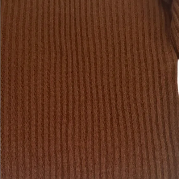 Saltwater Luxe Women Rickie Soft Sweater Spice Caramel Brown, Size  S