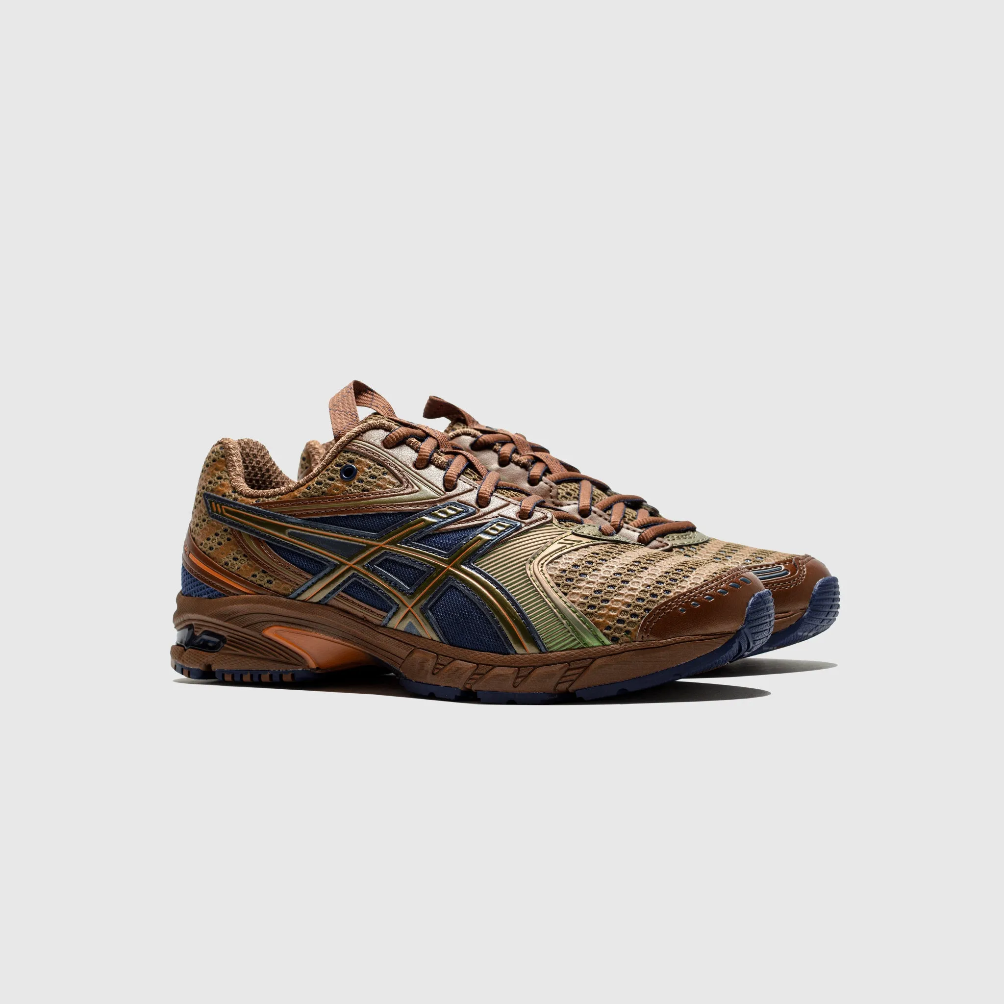 UB9-S GEL-DS TRAINER 14 "DESERT CAMP"