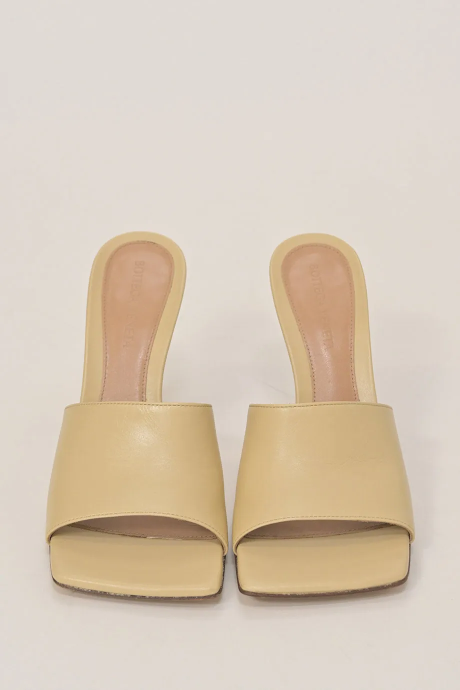 [WS7671] Bottega Veneta | Mules